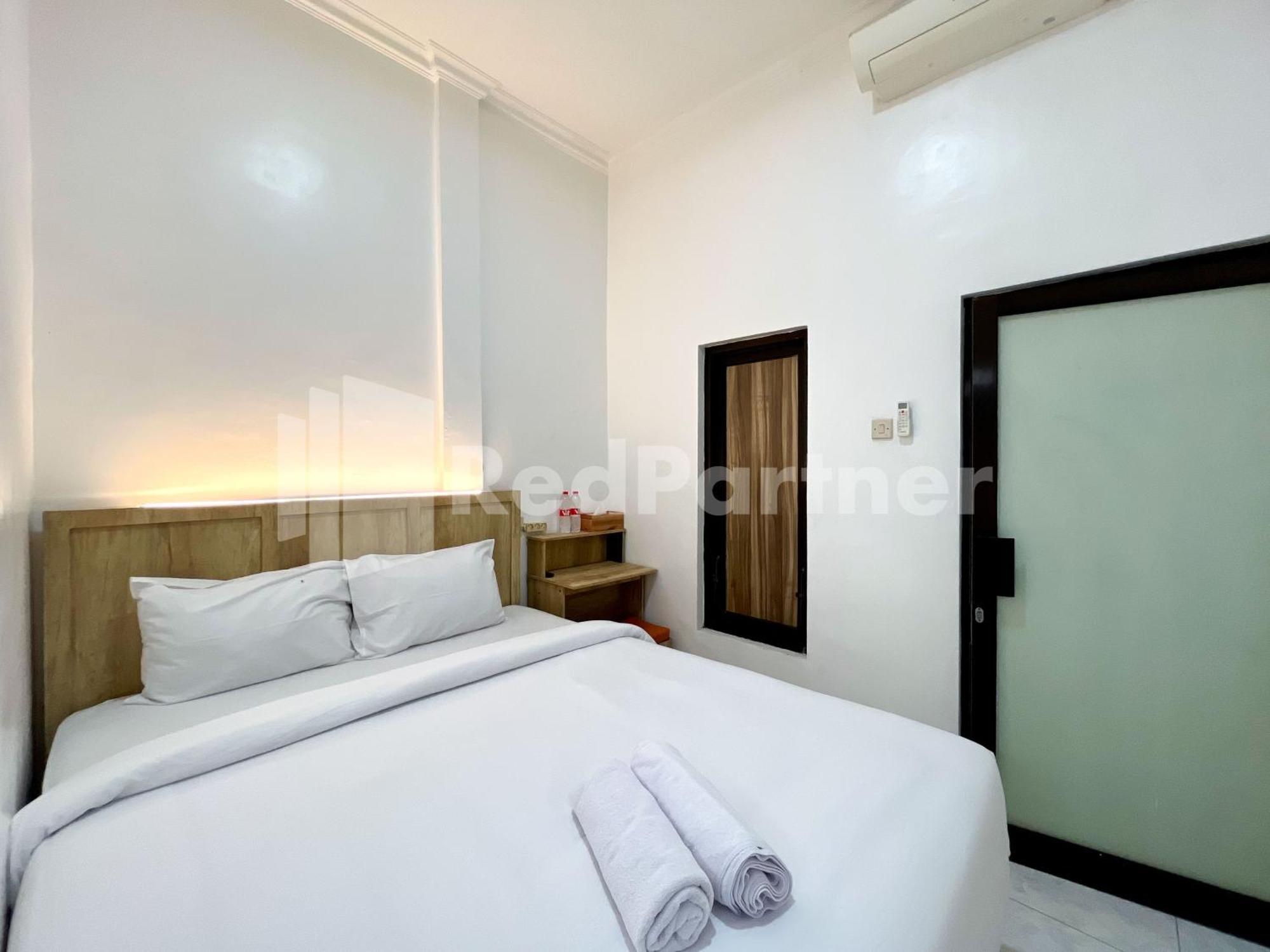 D Palma Near Lokananta Manahan Mitra Reddoorz Surakarta  ภายนอก รูปภาพ